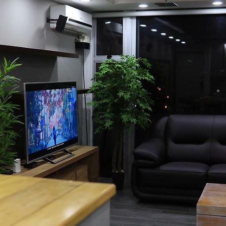 Apartamento Avenida Reforma Ciudad De Guatemala Apartment Екстериор снимка