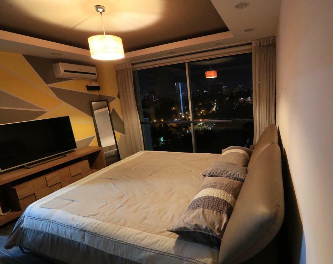 Apartamento Avenida Reforma Ciudad De Guatemala Apartment Екстериор снимка