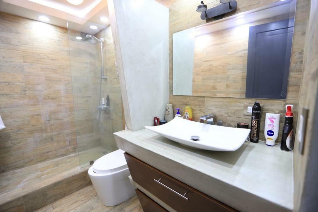 Apartamento Avenida Reforma Ciudad De Guatemala Apartment Екстериор снимка