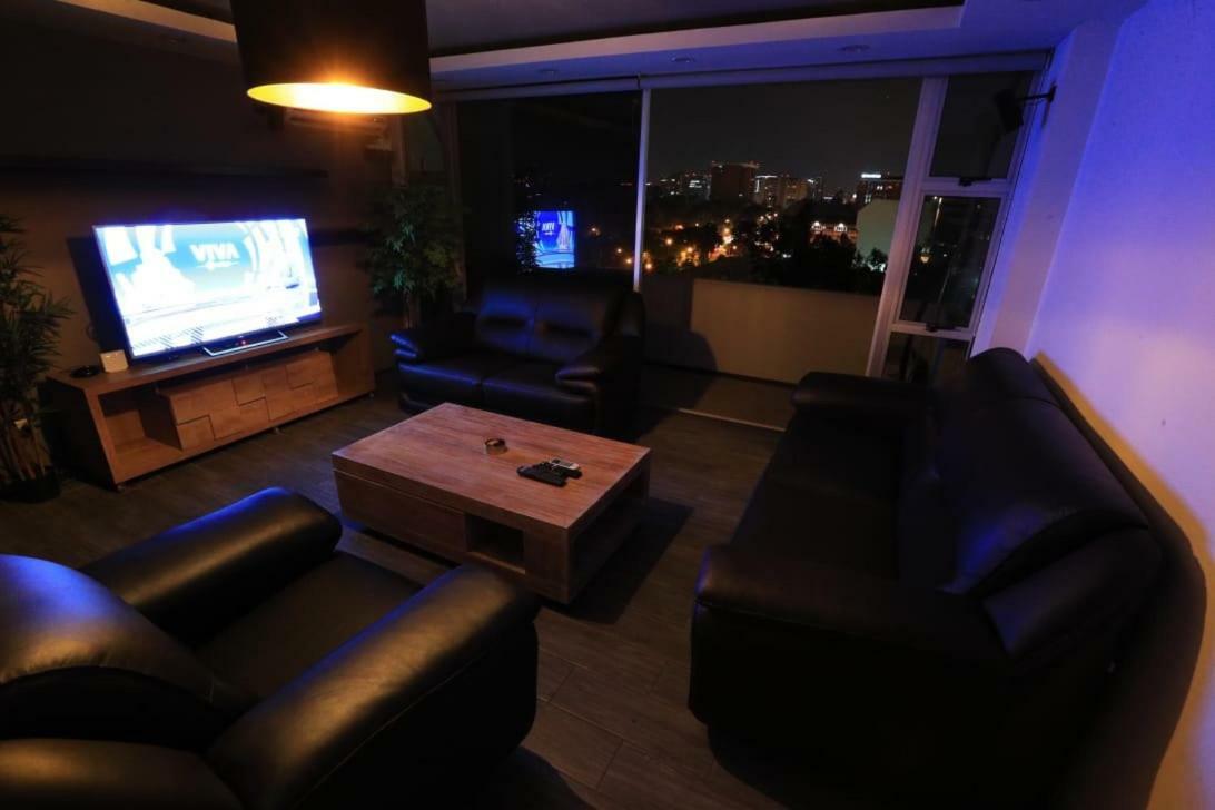 Apartamento Avenida Reforma Ciudad De Guatemala Apartment Екстериор снимка