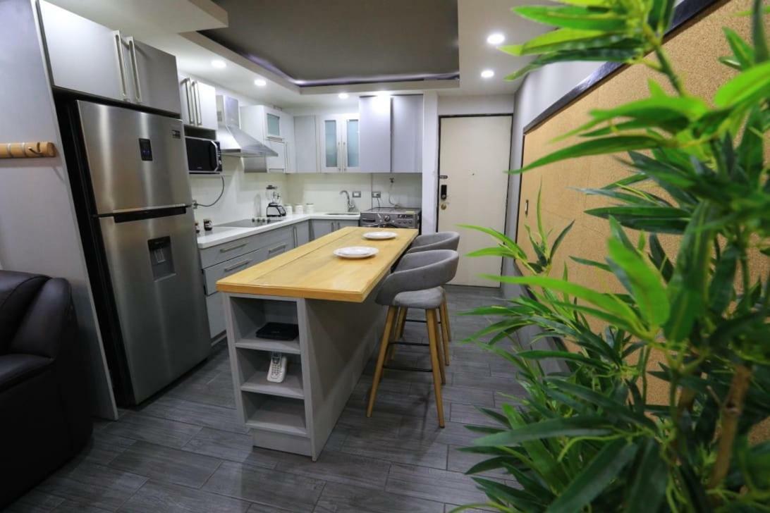 Apartamento Avenida Reforma Ciudad De Guatemala Apartment Екстериор снимка