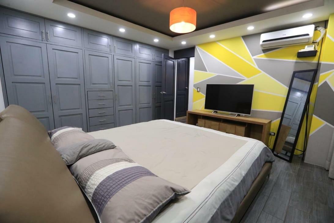 Apartamento Avenida Reforma Ciudad De Guatemala Apartment Екстериор снимка